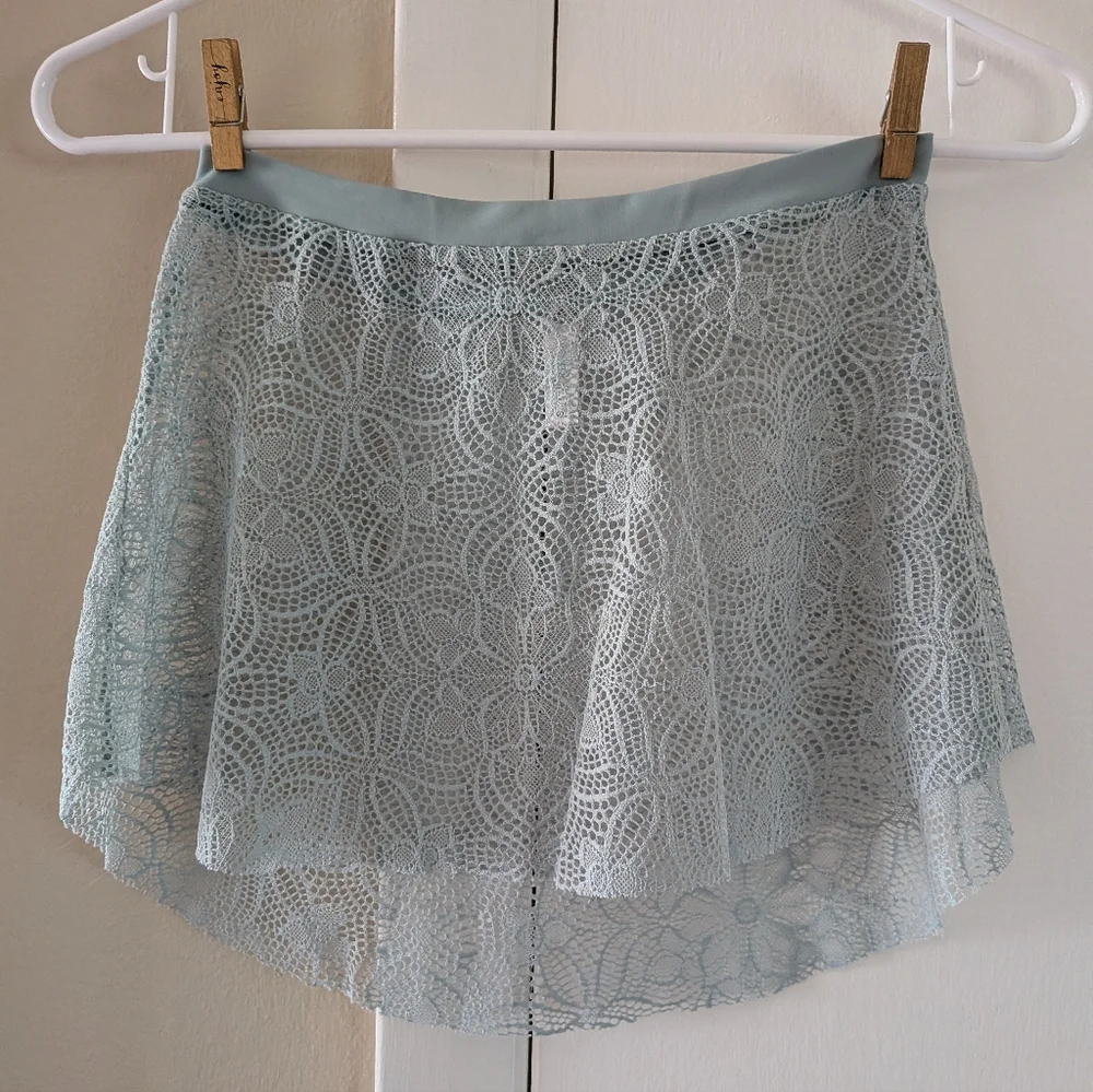 Elevé Pull-on Skirt Mint Adult Small LIKE-NEW - Picture 1 of 5